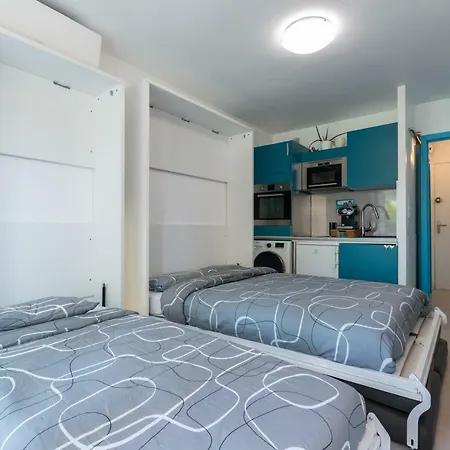 Apartment Beautiful Near Sea *
