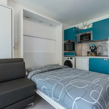 Apartment Beautiful Near Sea *